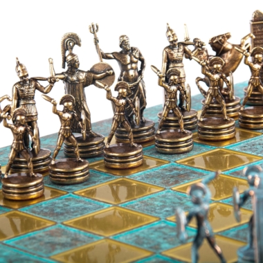 Ensemble d'Échecs Mythologie Grecque en Métal – Pièces Bronze et Bleu avec Échiquier en Métal - Image 15