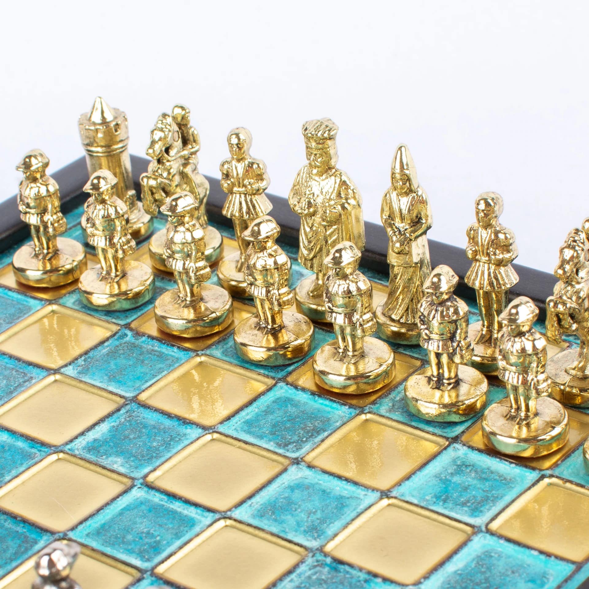 Ensemble de Jeu d'Échecs Empire Byzantin avec Coffret de Rangement - Or & Argent - Image 10