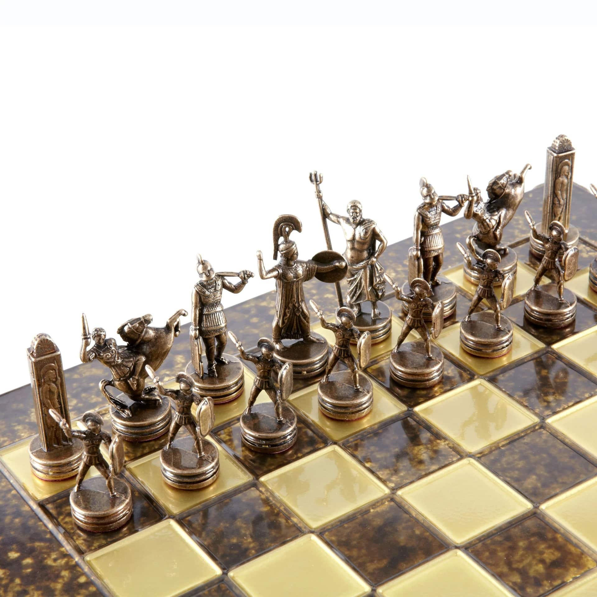 Ensemble d'Échecs Mythologie Grecque en Métal – Pièces Bronze et Bleu avec Échiquier en Métal - Image 3