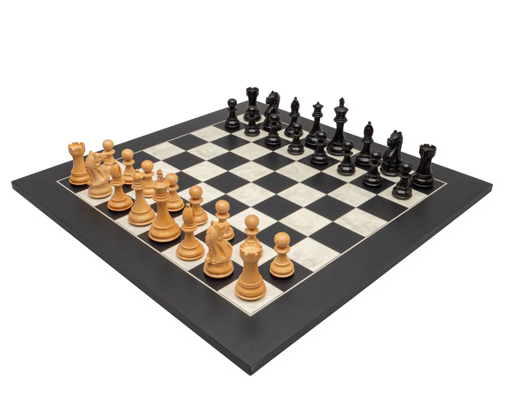 Ensemble de Jeu d Echecs Noir et Blanc : Pieces Echecs en Bois de Buis Ebonise et Echiquier en Bois d'Erable